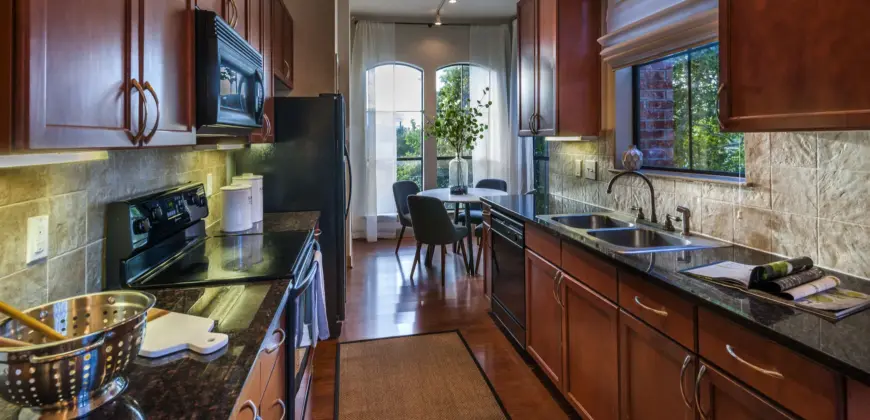 Residences At The Triangle