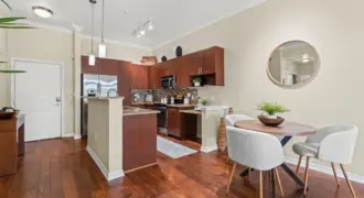Resort At 925 Main