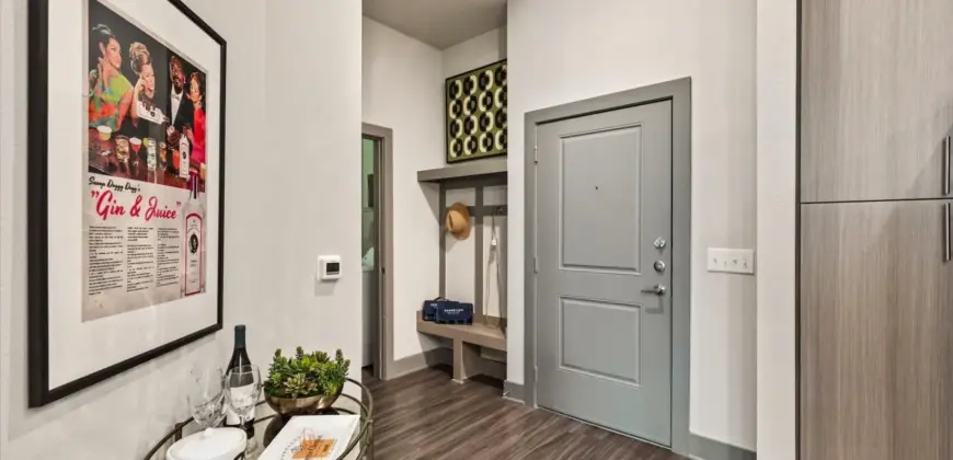 Shoreview Flats