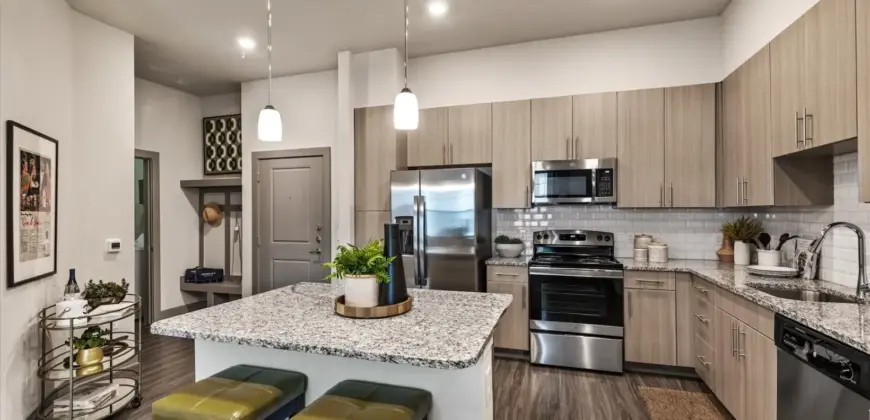Shoreview Flats