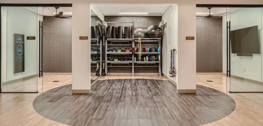 Sienna At The Thompson