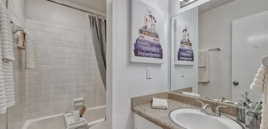 South Congress Square