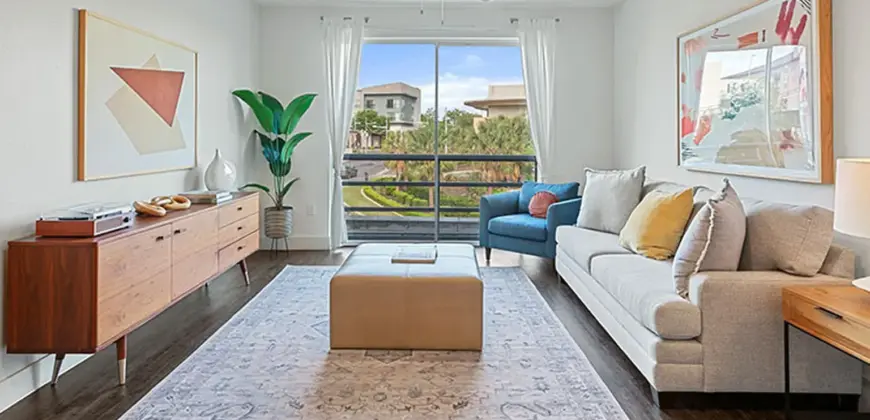 Standard At Domain Northside