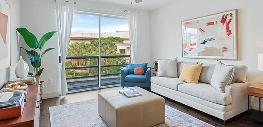 Standard At Domain Northside