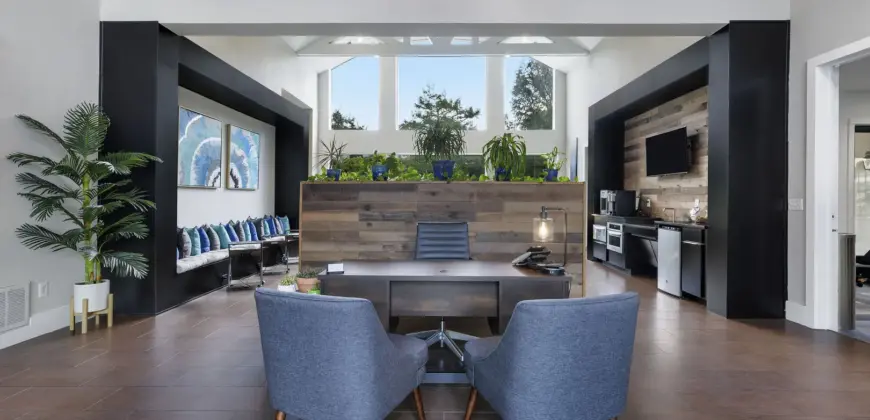 The BLVD At Town Lake