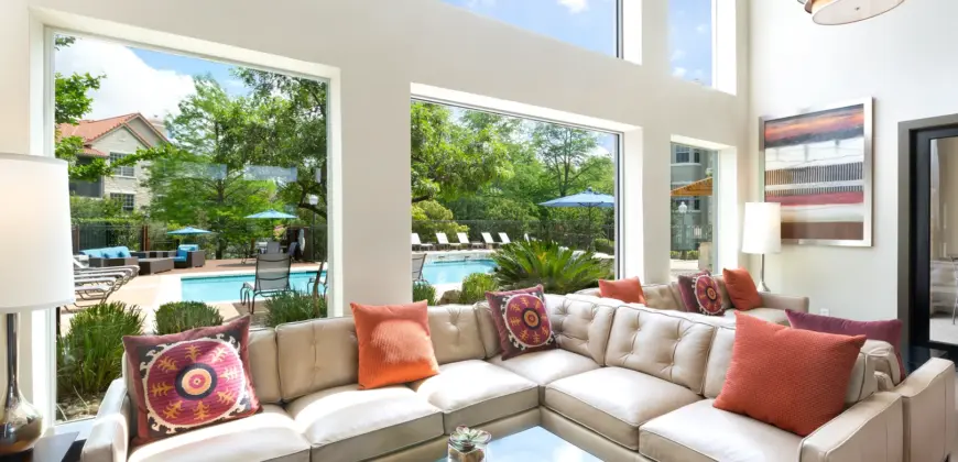 The BLVD At Town Lake