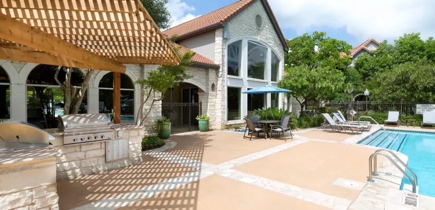 The BLVD At Town Lake