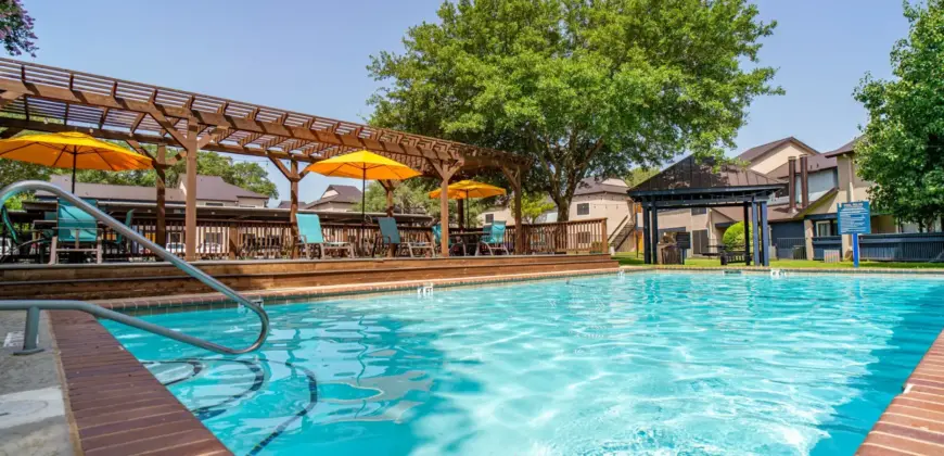 The Baxter At Westwood