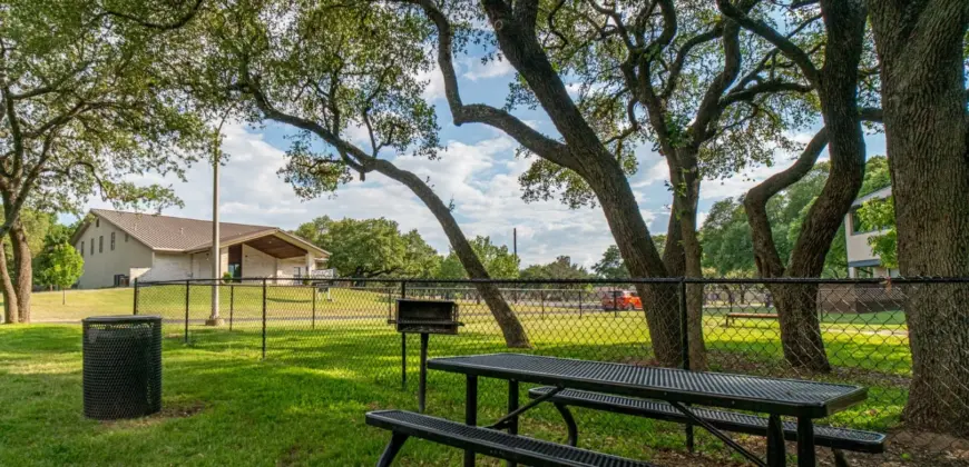 The Baxter At Westwood