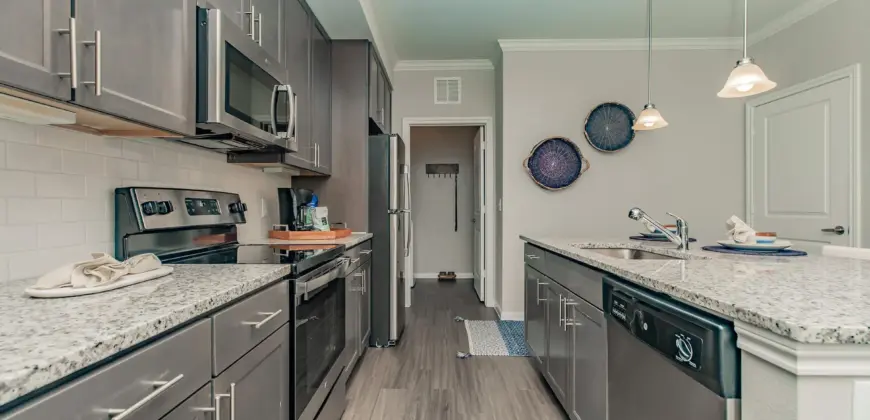 The Cardiff At Louetta Lakes