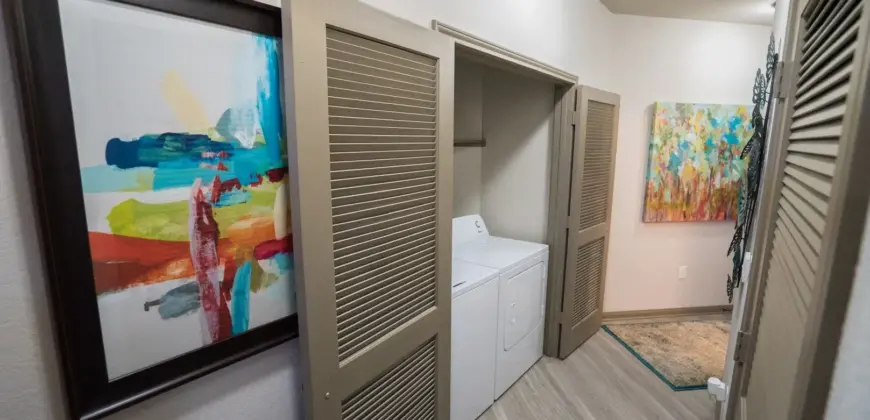 The Commons At Hollyhock