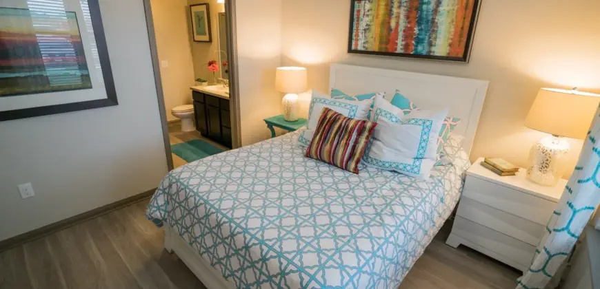 The Commons At Hollyhock