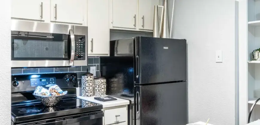 The Edge At Clear Lake