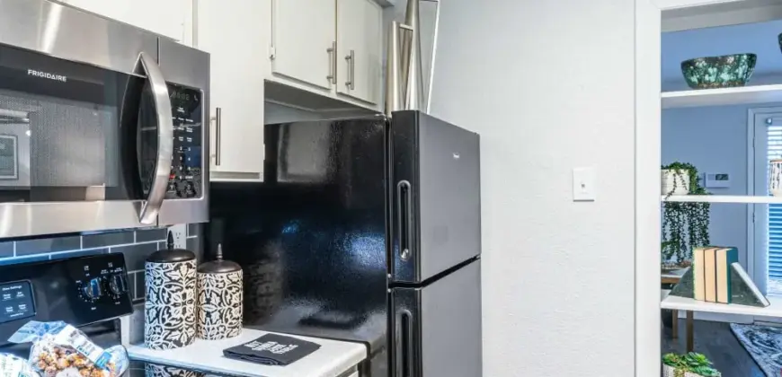 The Edge At Clear Lake