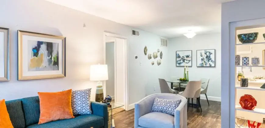 The Edge At Clear Lake