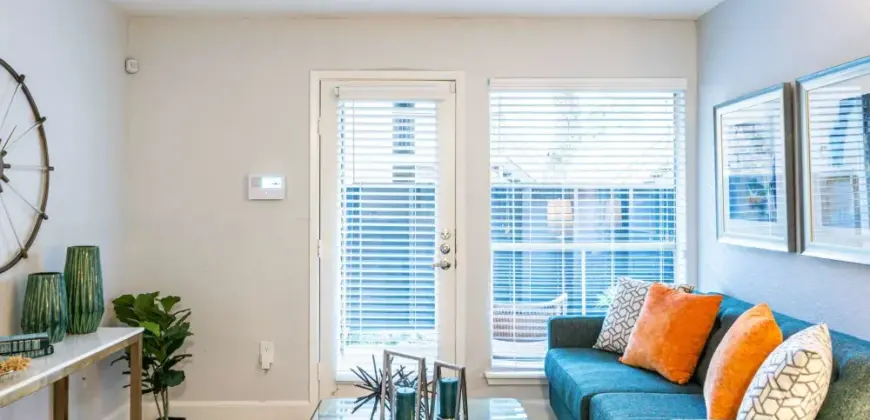 The Edge At Clear Lake