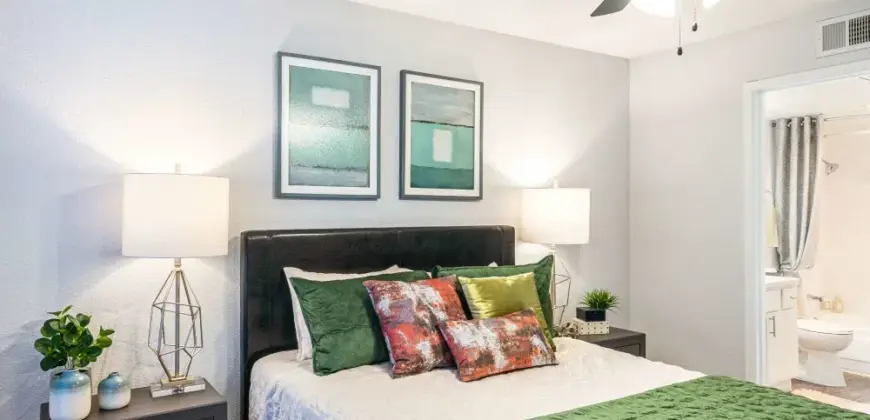 The Edge At Clear Lake