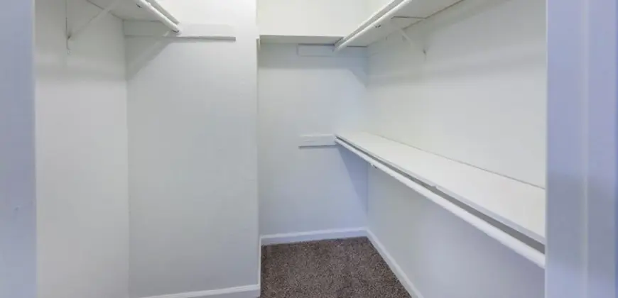 The Gateway At Ellington