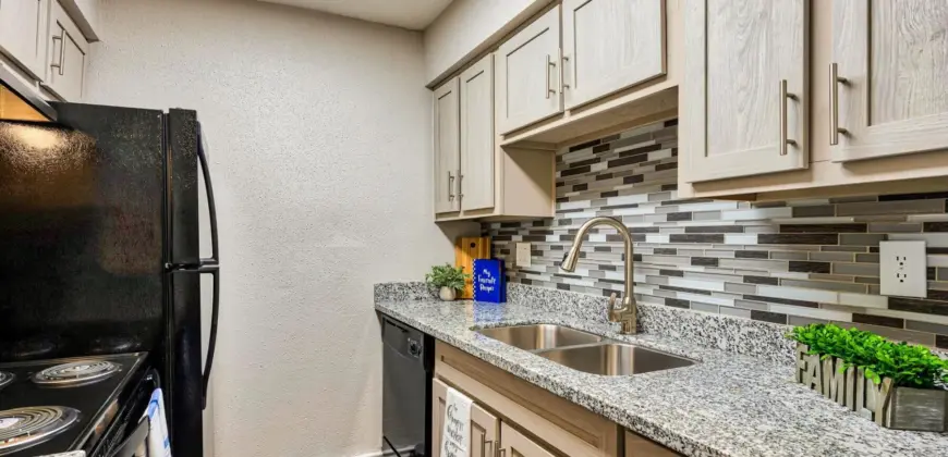 The Gateway At Ellington