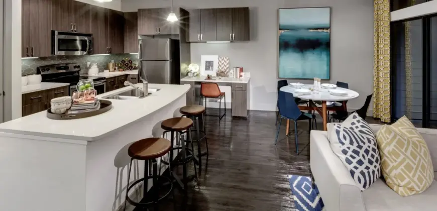 The Grand At LaCenterra