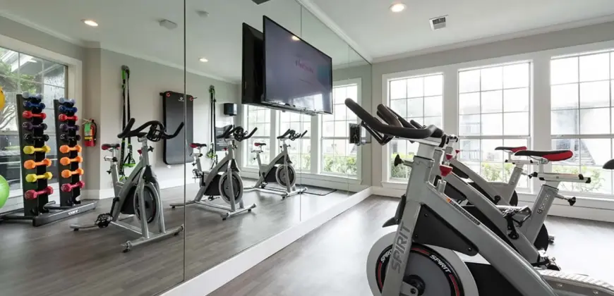 The Grove At Northwest Hills