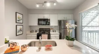 The Grove At Northwest Hills