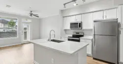 The Henry At Woodland Hills