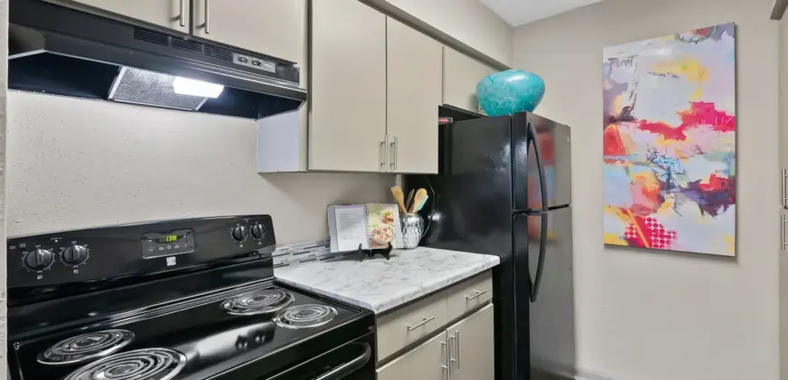 The Huxley At Medical Center