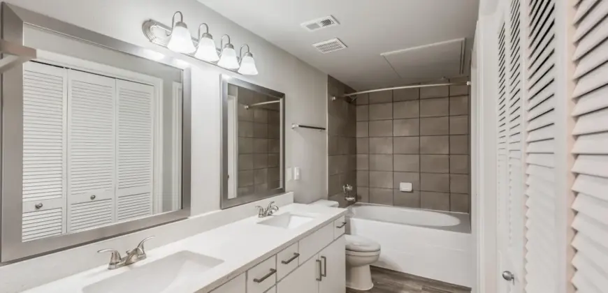 The Knox At Westchase