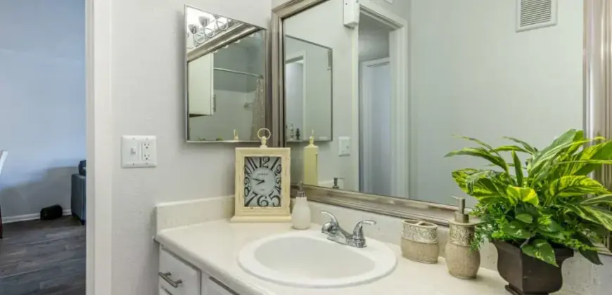 The Landing At Clear Lake