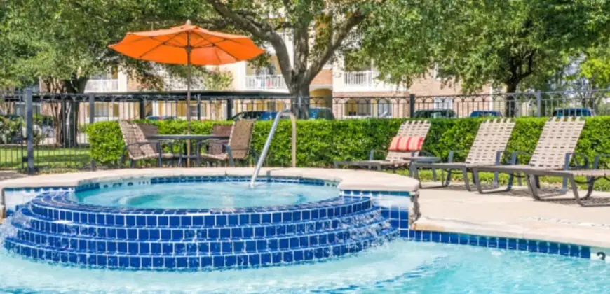 The Lodge At West Oaks