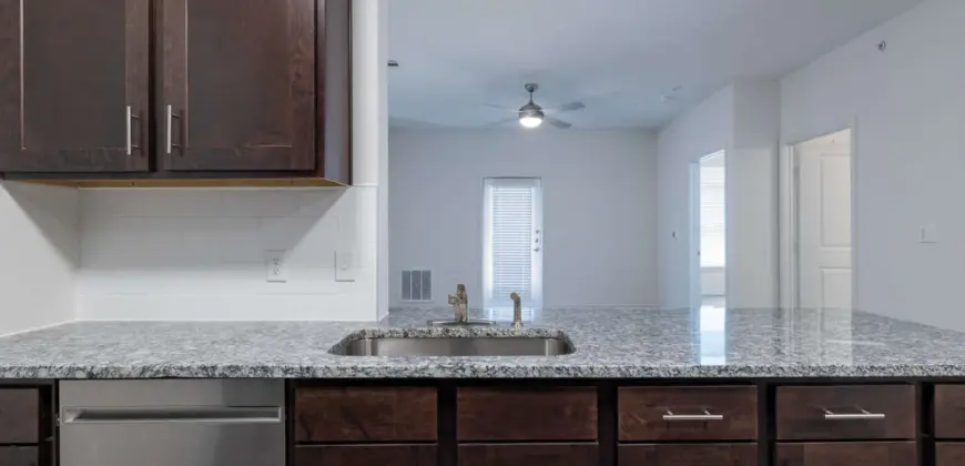 The Oaks At Ben White