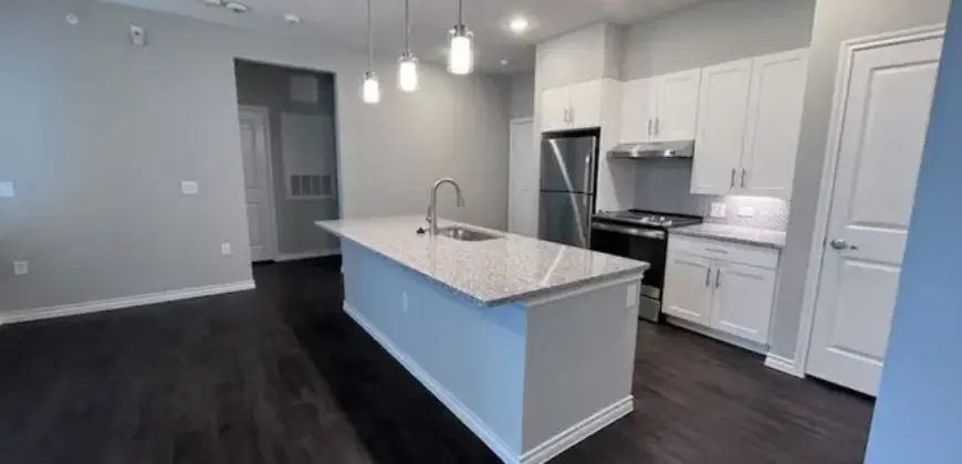 The Ovilla At Legacy Square