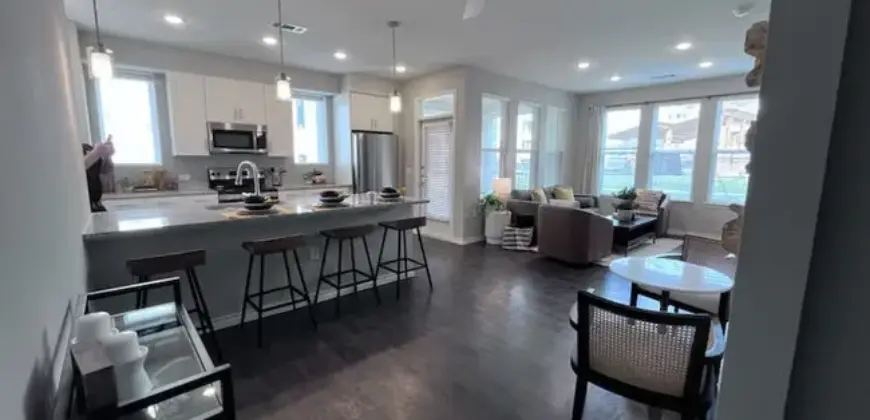 The Ovilla At Legacy Square