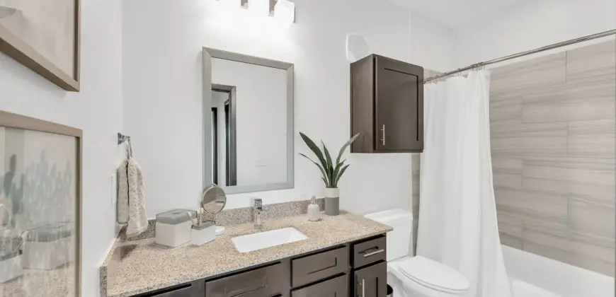 The Townhomes At Lake Park