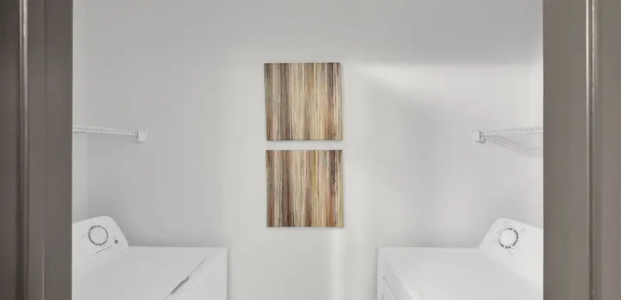 The Townhomes At Lake Park