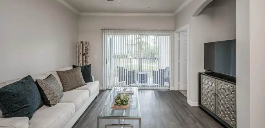 The Villas At River Park West