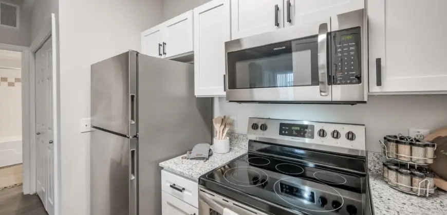 The Villas At River Park West