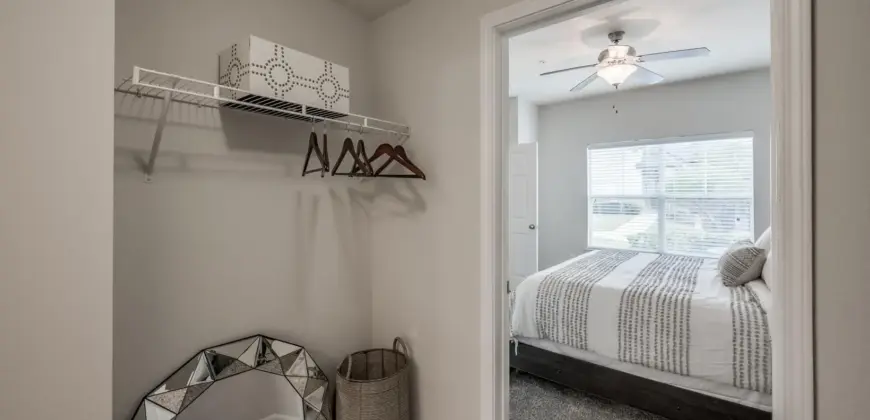 The Villas At River Park West