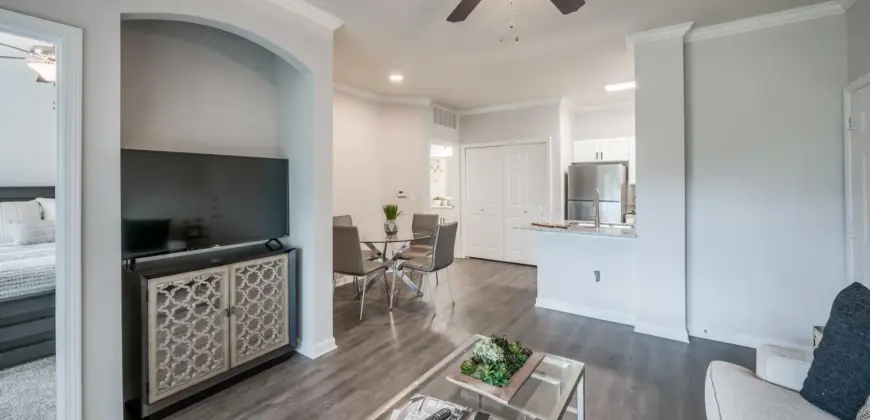 The Villas At River Park West