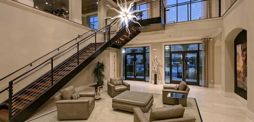 The Vista At Park Row