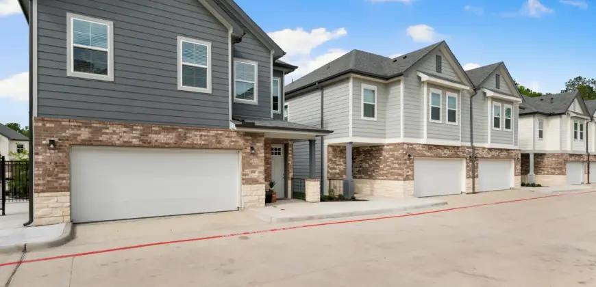 Villas At Birnham Woods