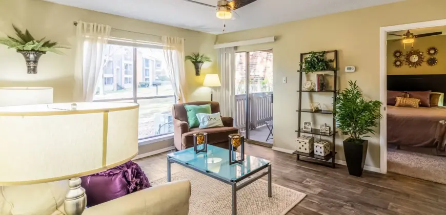 Walnut Creek Crossing