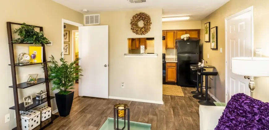 Walnut Creek Crossing