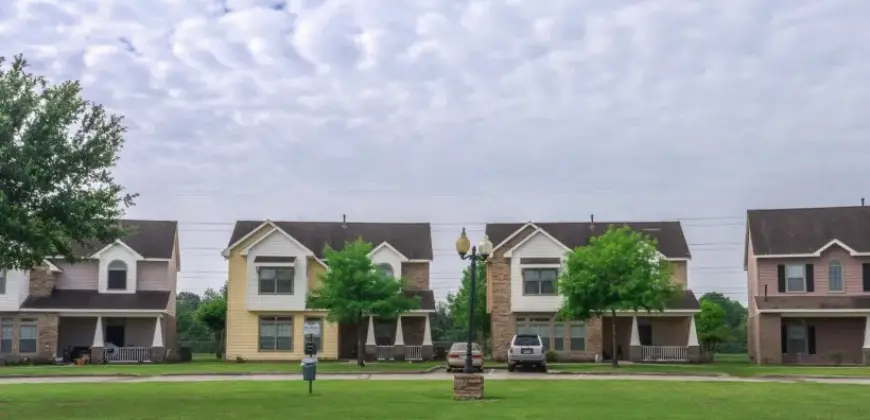 Waterside Court Homes
