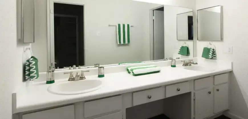 Woodlake On The Bayou