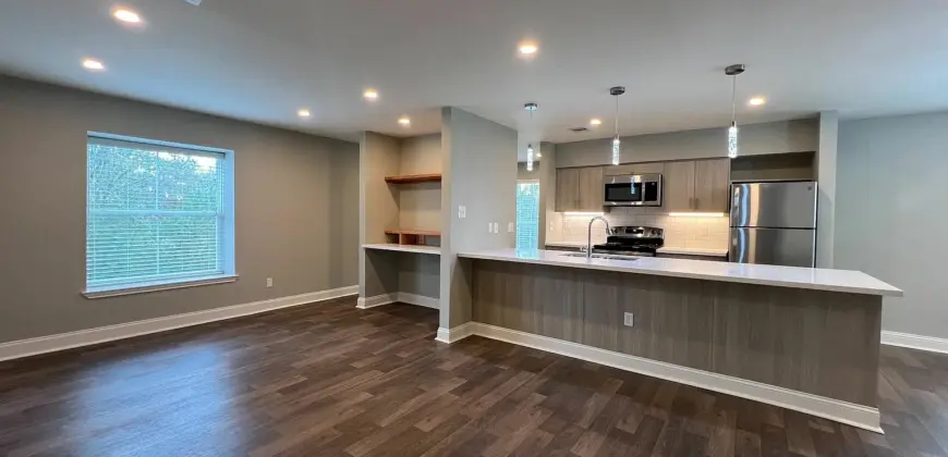 Woodway Garden Townhomes