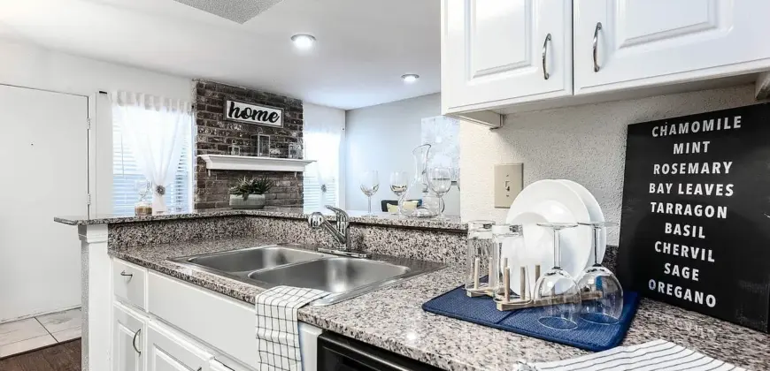 Woodway Garden Townhomes