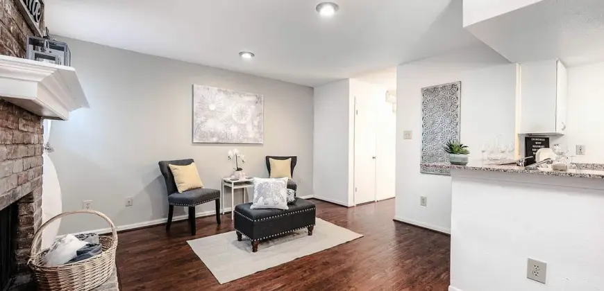 Woodway Garden Townhomes