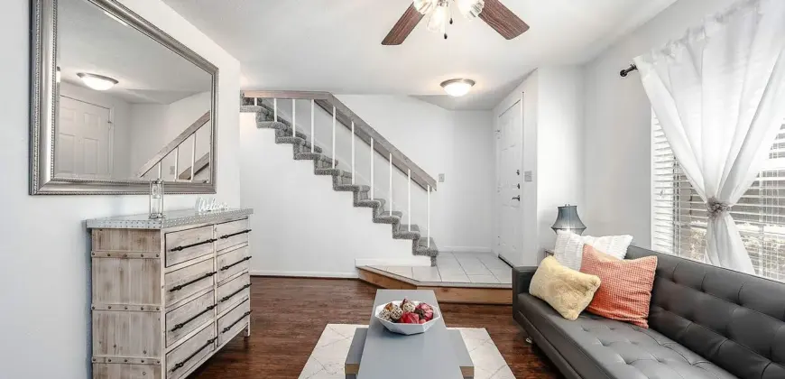 Woodway Garden Townhomes